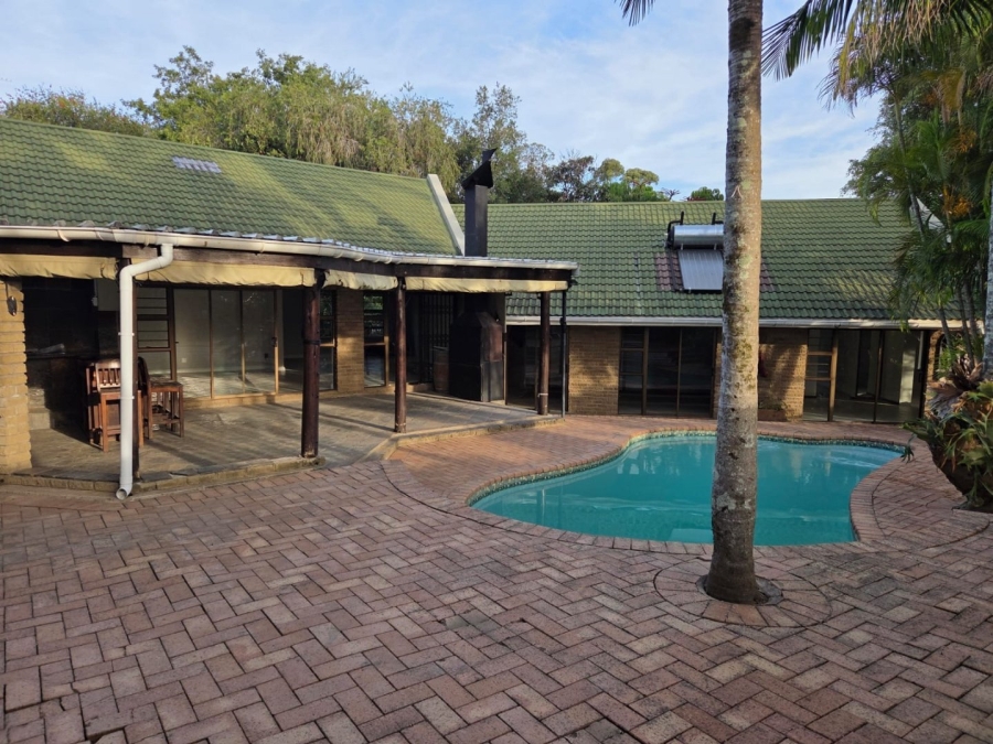 4 Bedroom Property for Sale in Nahoon Valley Park Eastern Cape